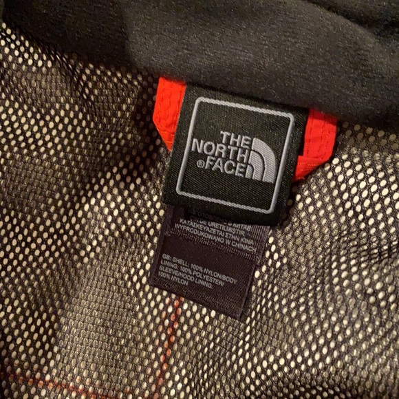 North Face rain jacket - Picture 2 of 3